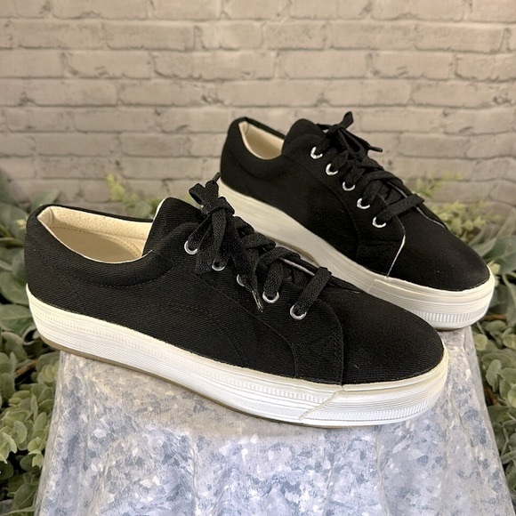 🖤 Chicory Sport “Jill” Black Canvas Low-cut Platform Sneakers WMS 10M 🖤VGUC - Picture 10 of 10